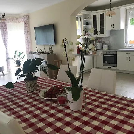 Holiday home Mona
